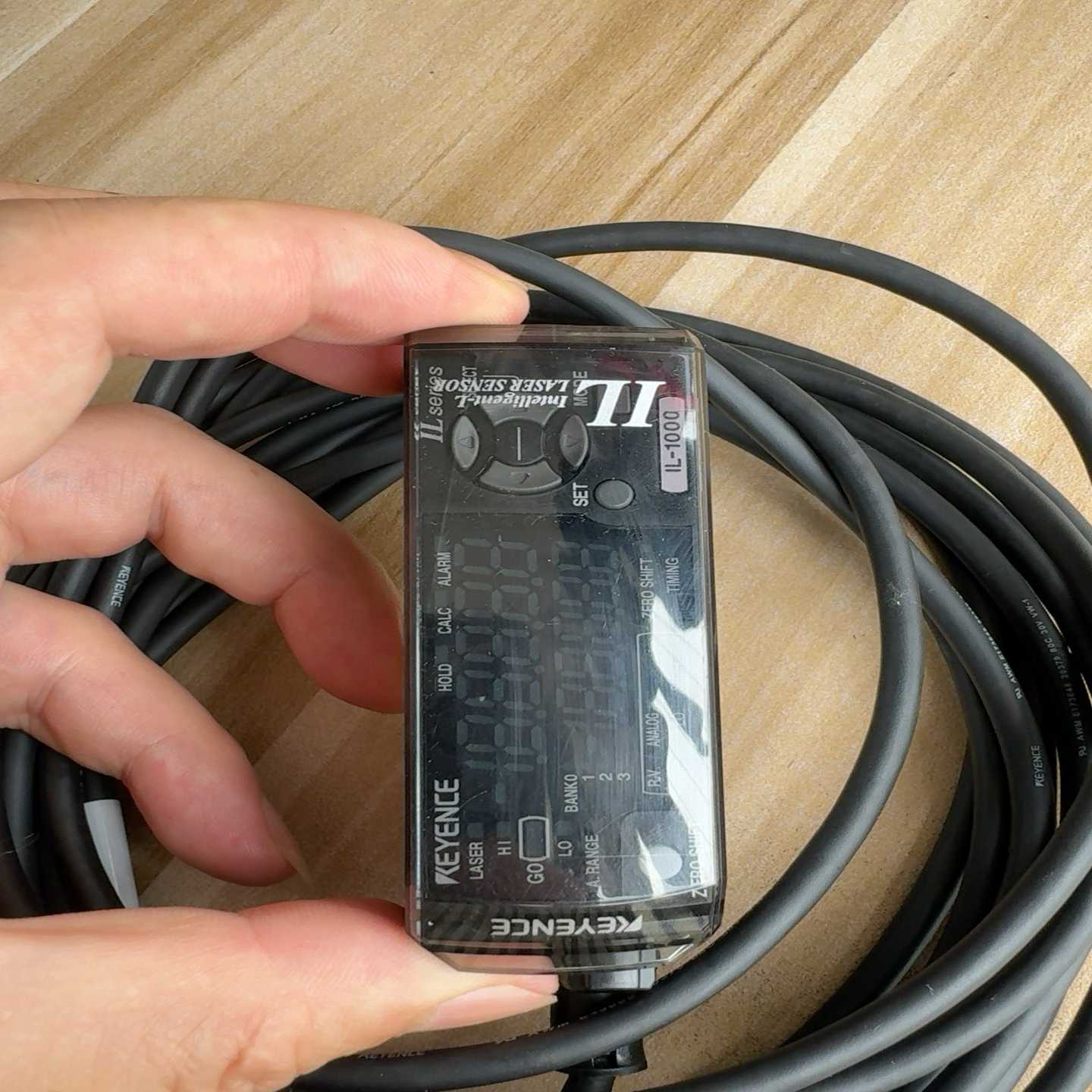 基恩士IL-1000，，功能正常，线缐长大概2询价