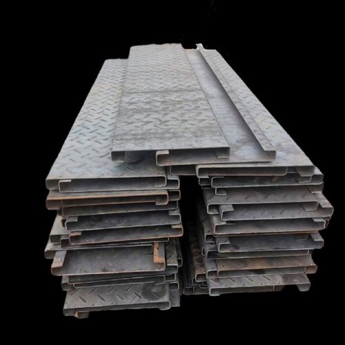 花纹板防滑钢板镀锌板楼梯踏步碳钢花纹钢材板激光切割加工可定制