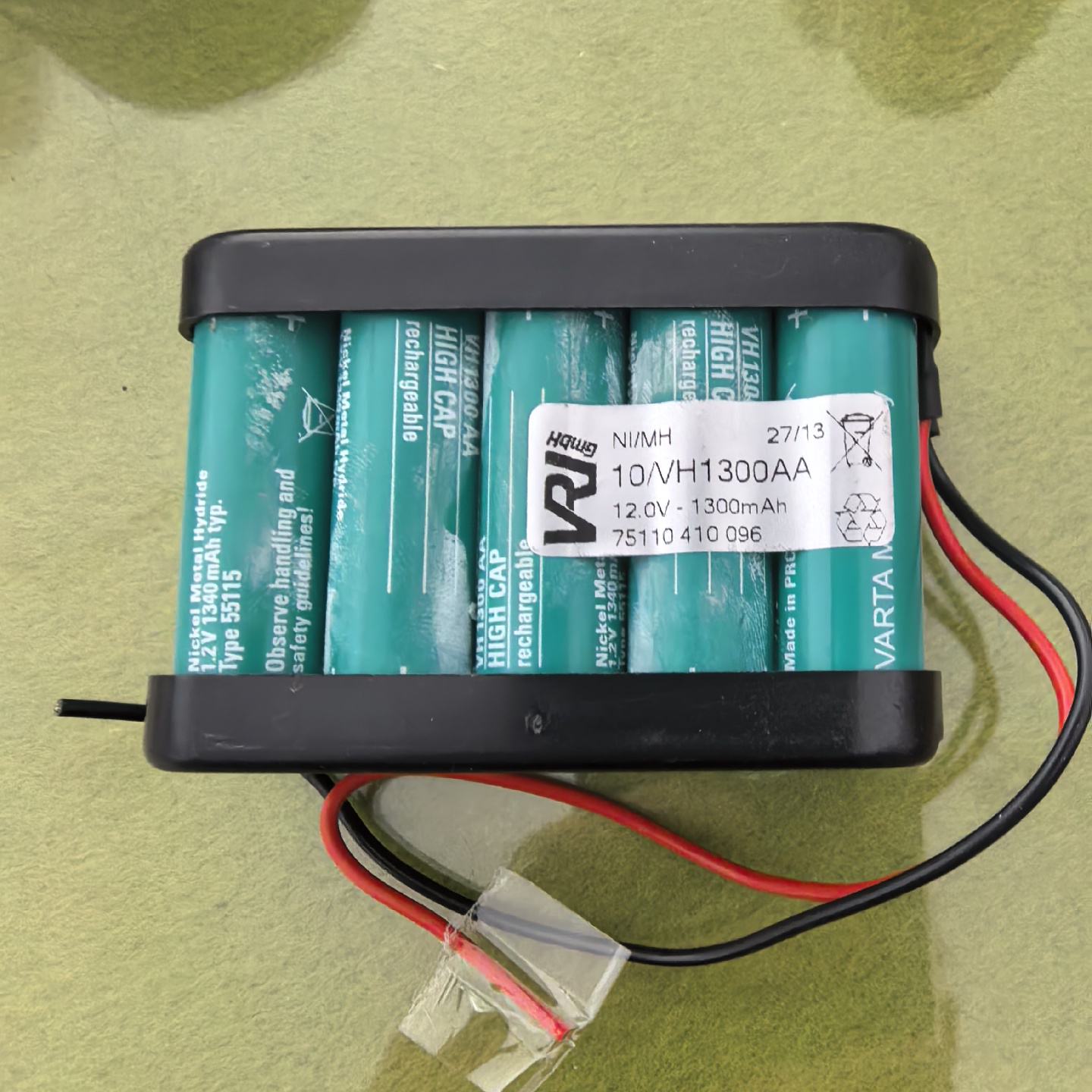 出一块VRI电池型号10VH1300AA绿色外壳12--议价商品