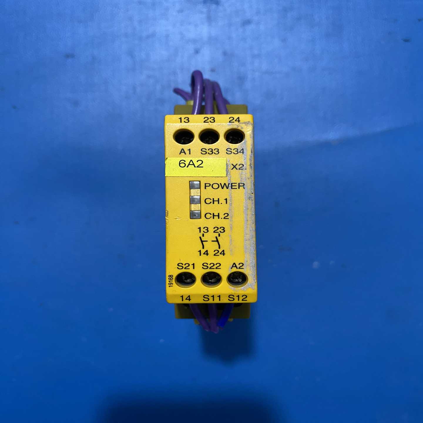 皮尔兹安全继电器PNOZX2.124VAC/DC2n-询价客服