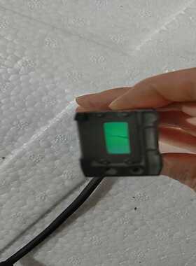 激光传感器IG-010基恩士KEYENCE，刚的功能询价