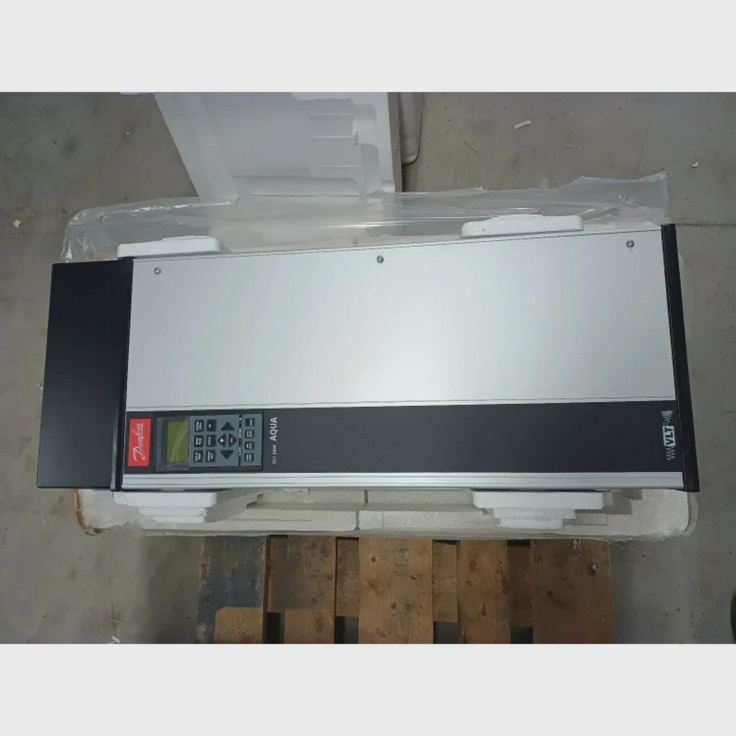 Danfoss178B2242VLT8016AT4C54STR3DLF00A00C0(P10)