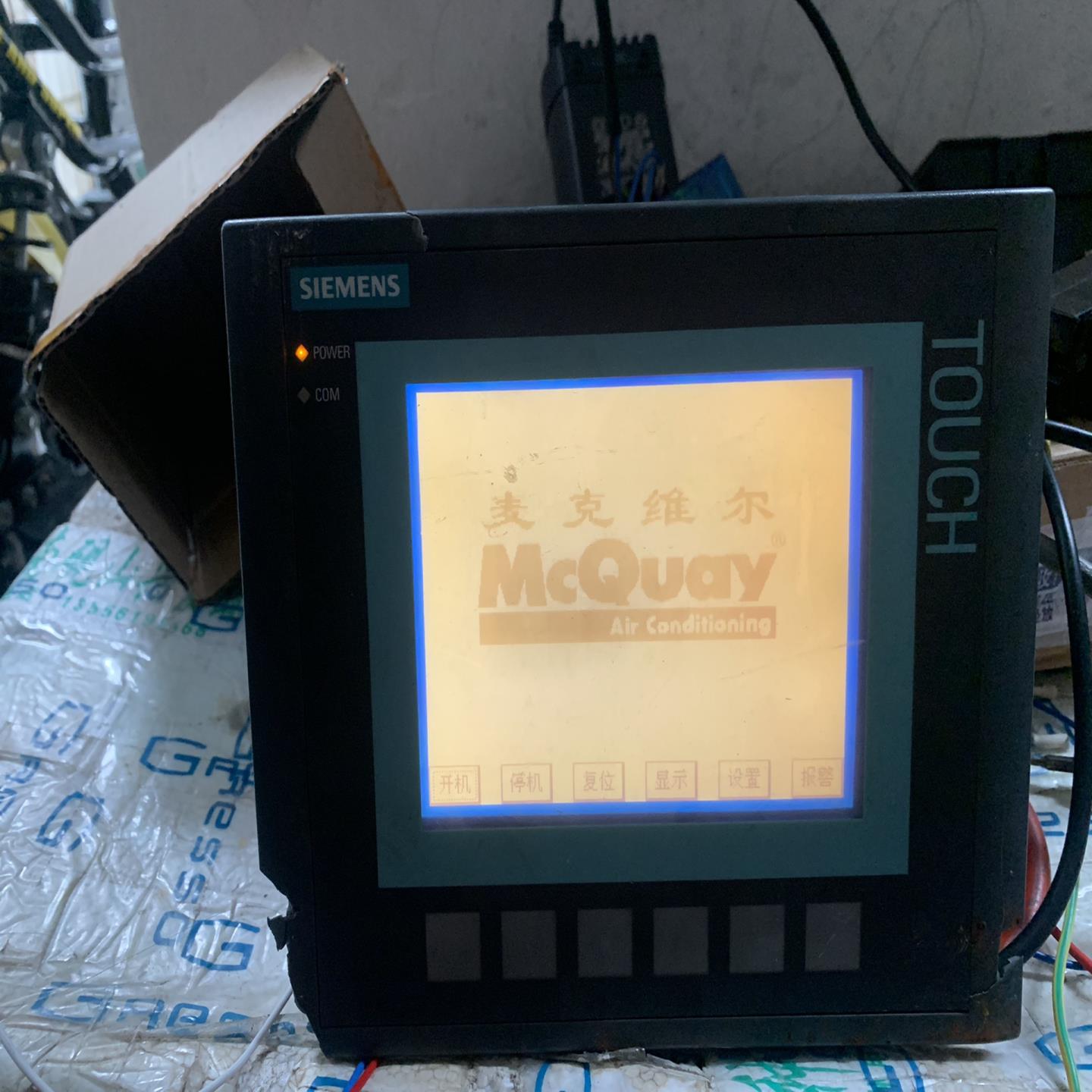 议价西门子6AV6-640-0DA11-0AX0，通电如图，外殼