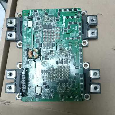 出安川JAPMC-MC2320-E双面板，绿色，两块金属外壳--议价商品