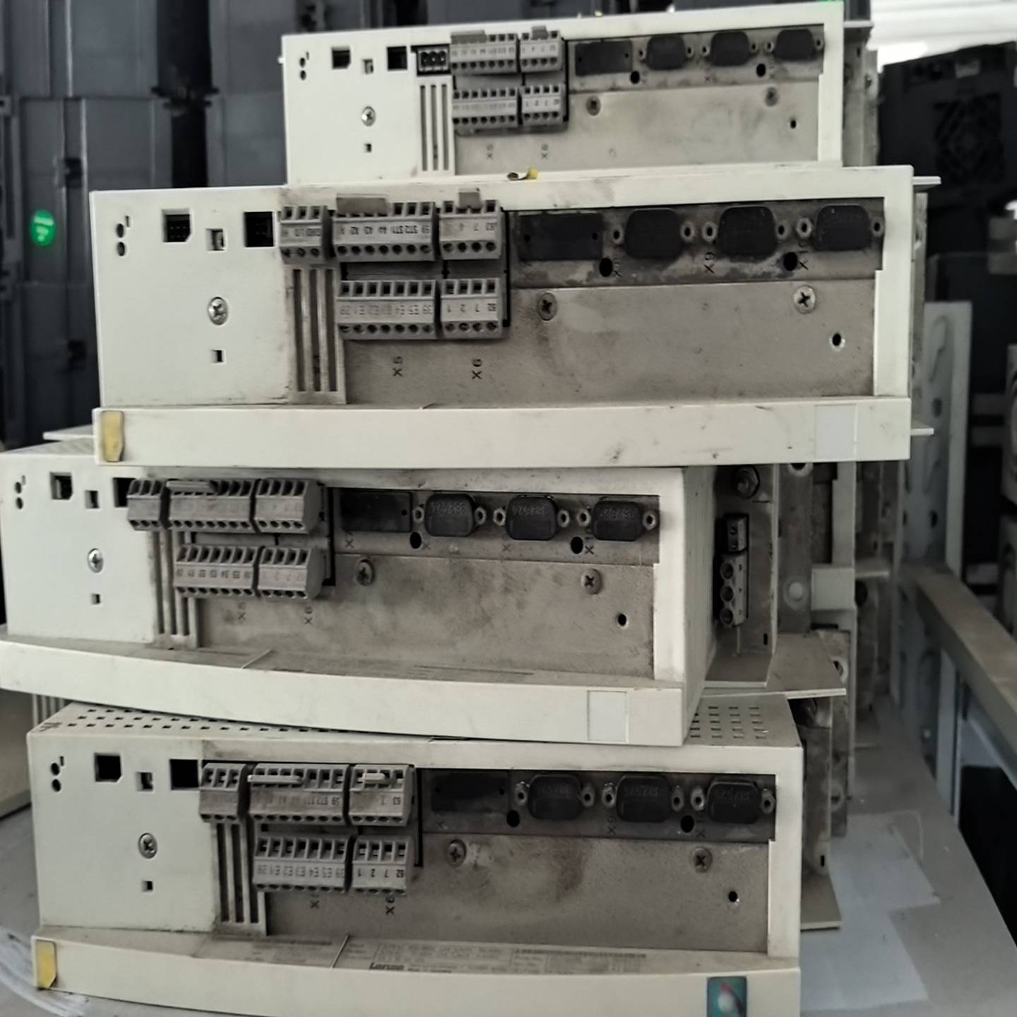 Lenze伦茨变频器EVF9321-CVV003实物拍