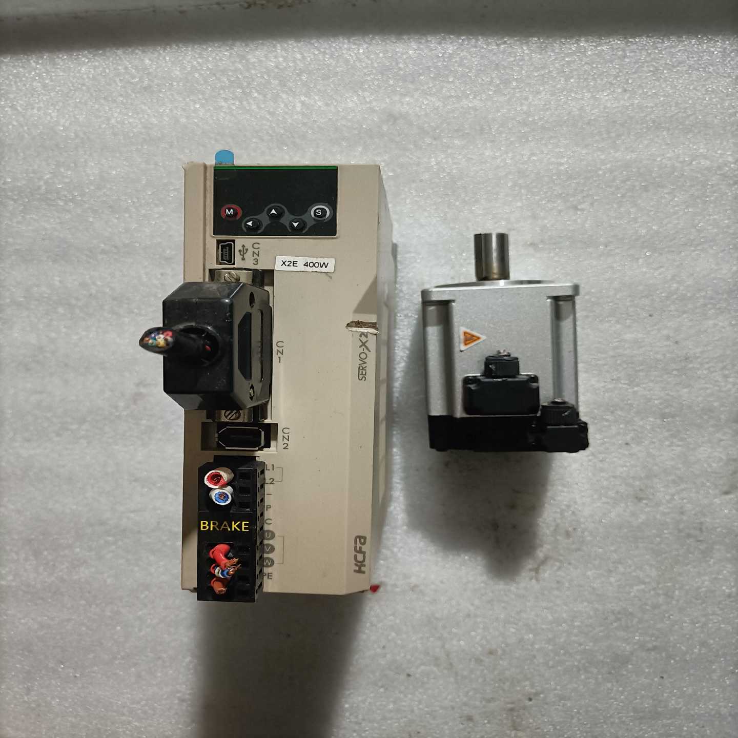 禾川服驱动器，V一2040一V一-议价