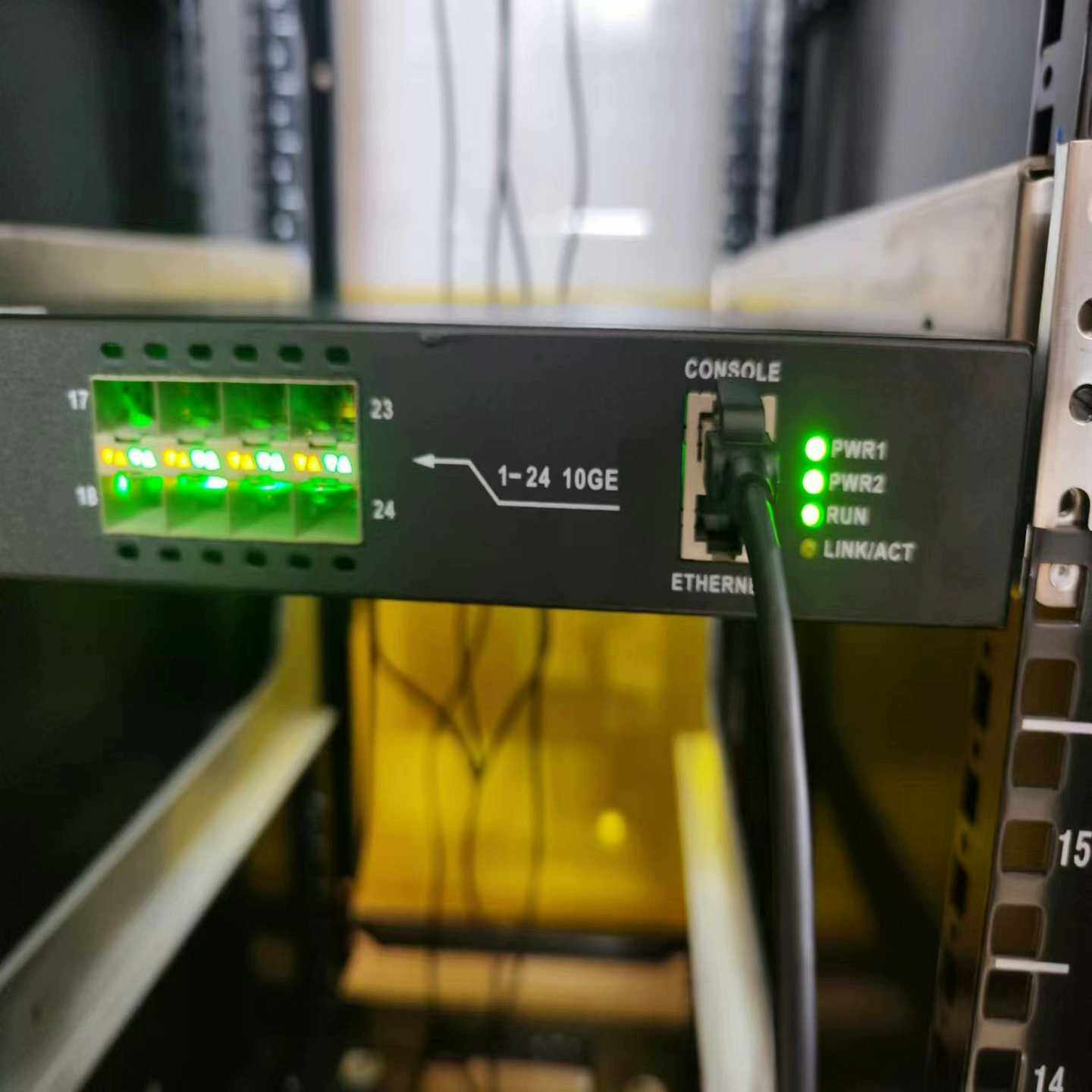 询价~TAP 网路分路器 珠海佳讯 JS6000-613，24口万