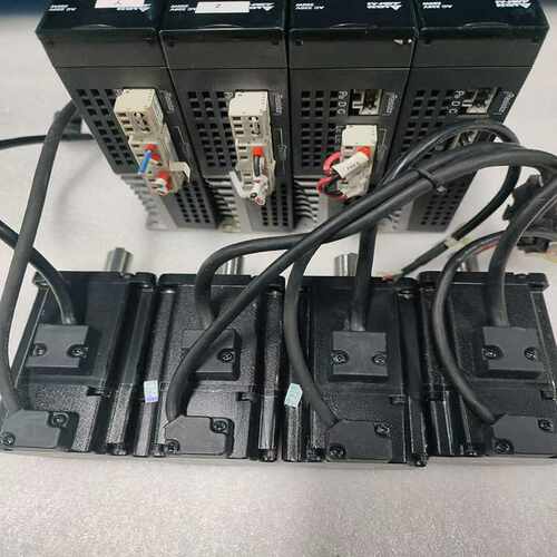 FF150R12KT3G     有4个~询价
