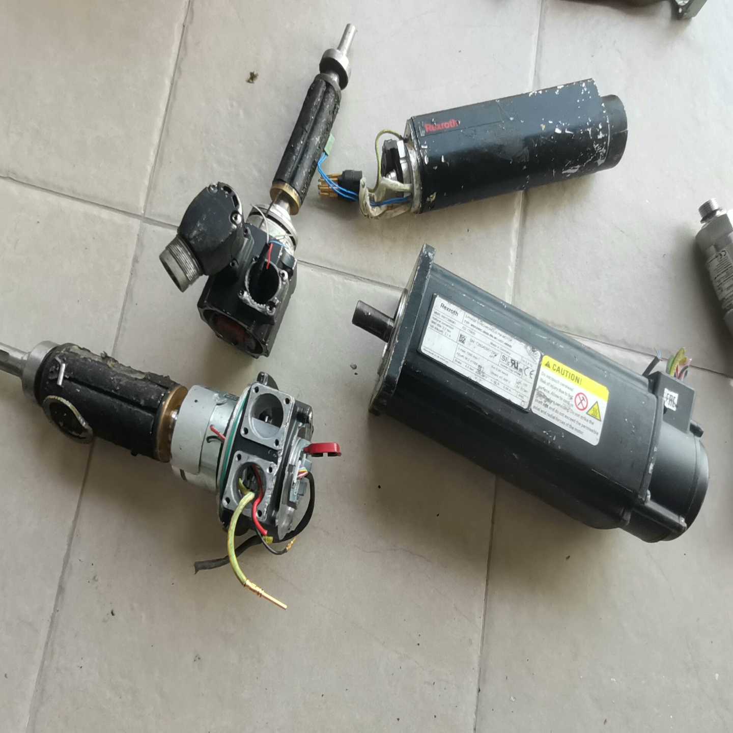 力士乐，MSK040C-0600-NN-M1-UG1-NNN询价