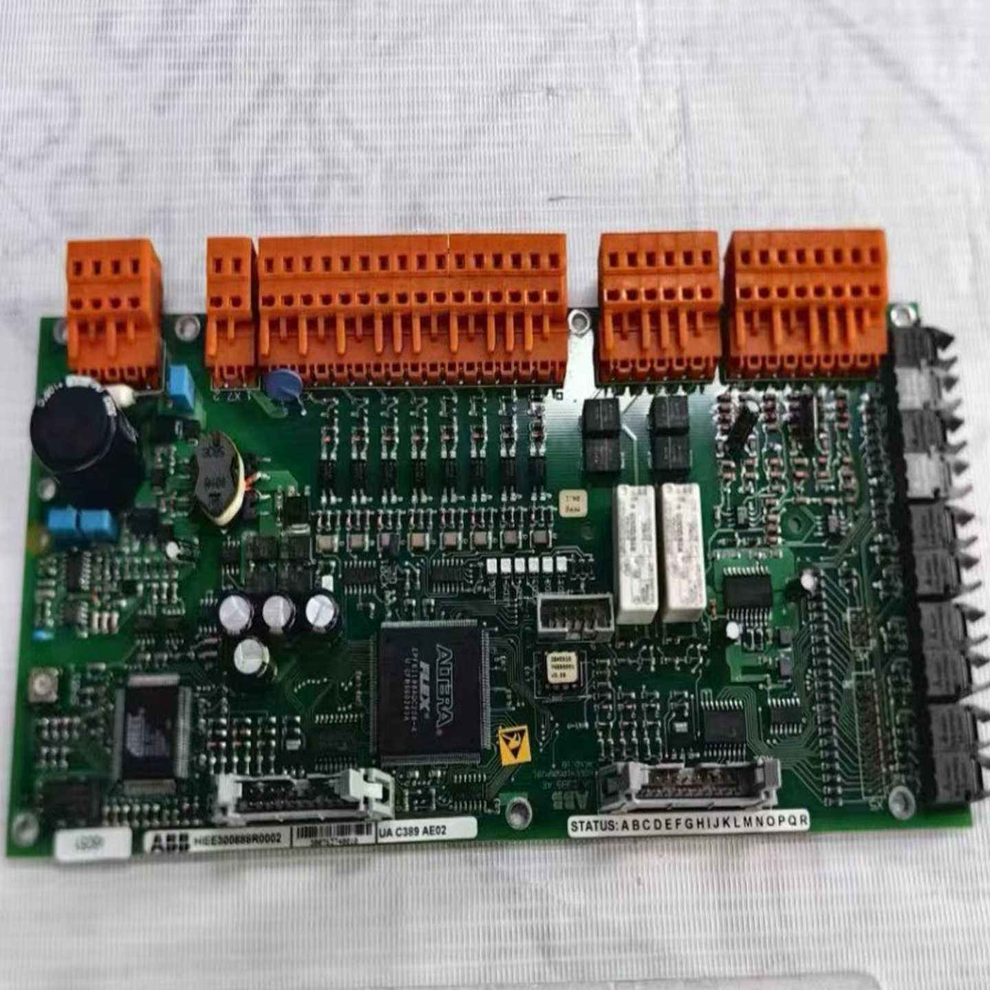 【请询价】ABB控制板UA C389 AE02 原装现货HIEE300