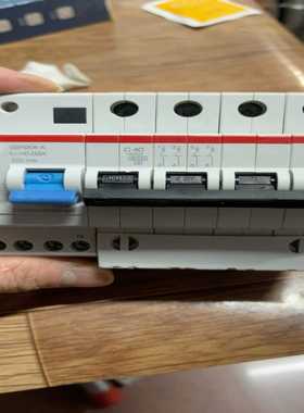 ABBGSH204A漏电保护器，4P40A，适合家庭和--议价商品