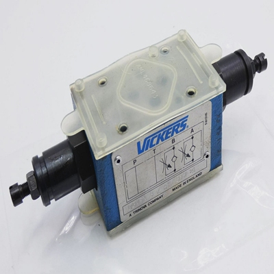 VickersDGMFN3YA1WB1W21Wegeventil-unused-