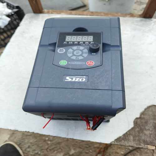 （贝贝商铺）ZQ512M-004G3B-B中驱变频器4KW，380V，成
