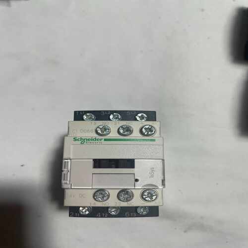 LC1D066BD24VDC，外盒不匹配，介意慎拍~询价