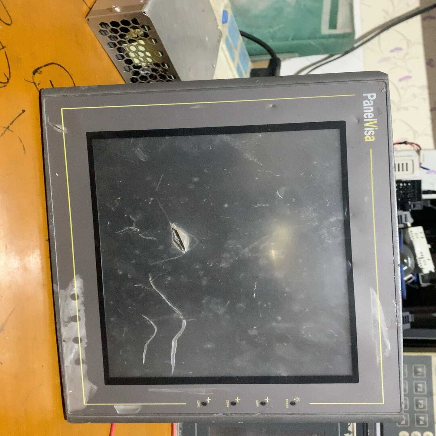 【议价】触摸屏PV080-VNT4D-F1通电如图适用