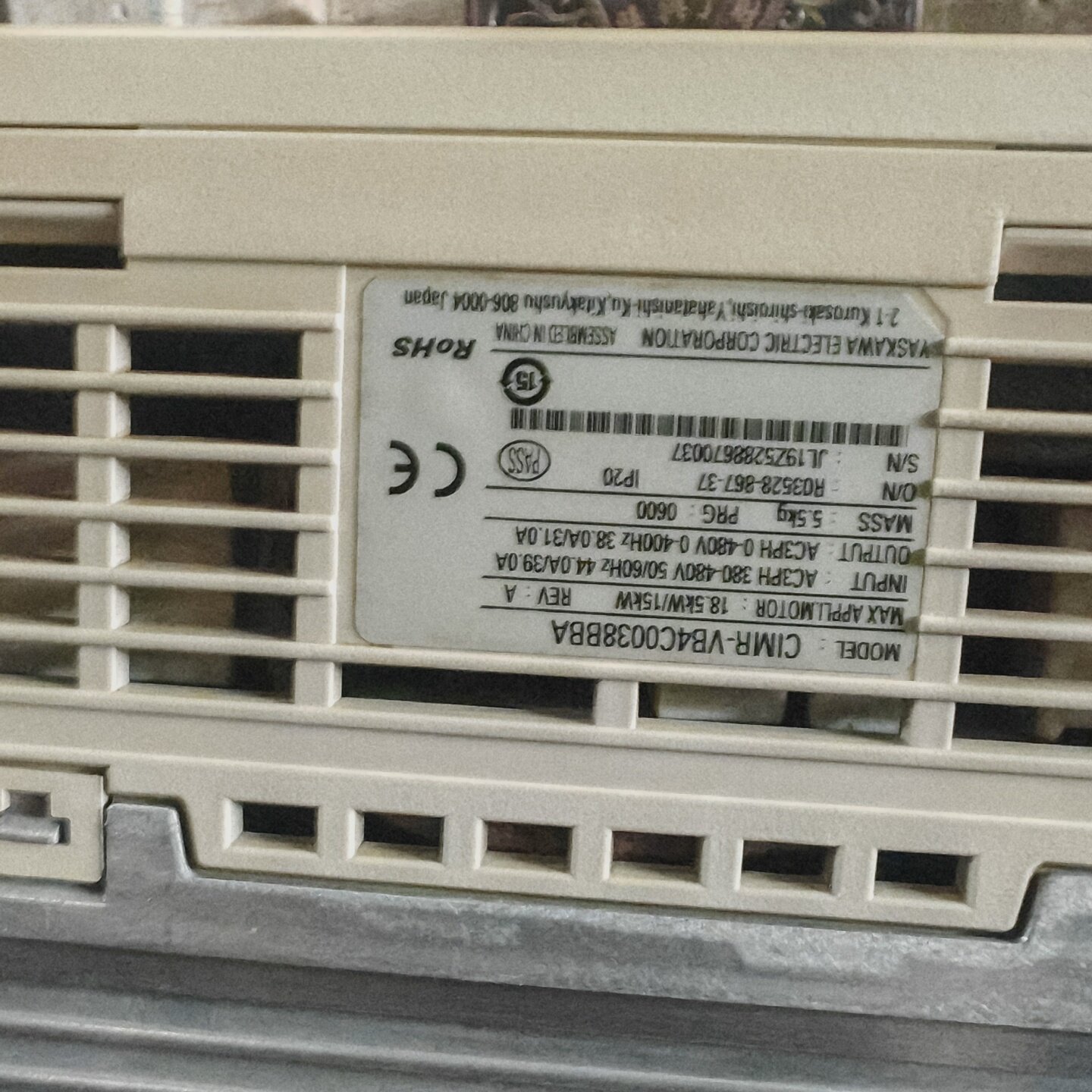 安川V1000C系列变频器CIMR-VB4C0038BBA，--议价商品