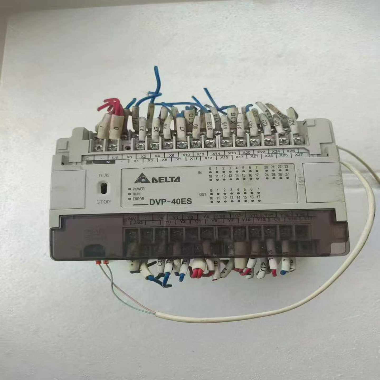 【星慕电子】台达PLC DVP40ES00T2的实物图片。