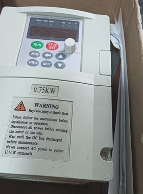 议价日博Ribo变频器RB800R75GB10.75KW议价