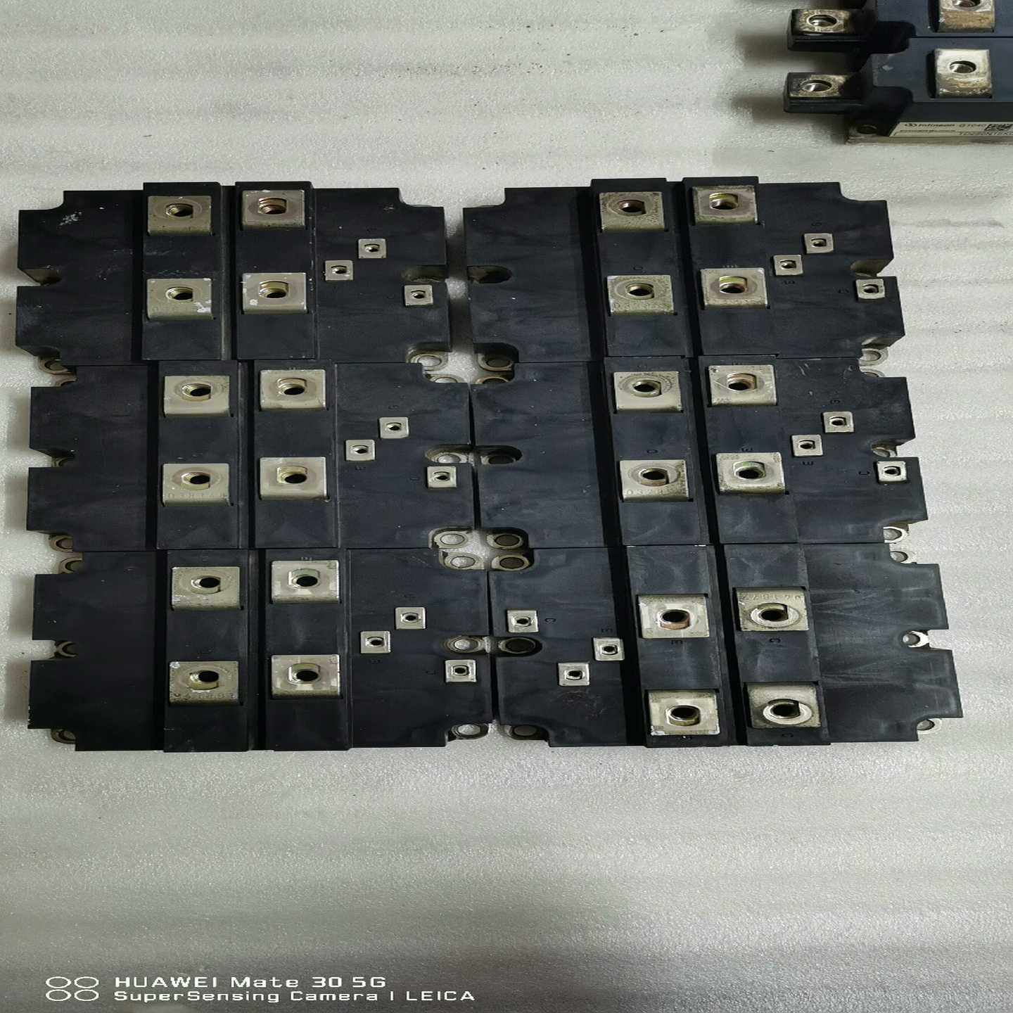 询价FZ800R12KF115FD