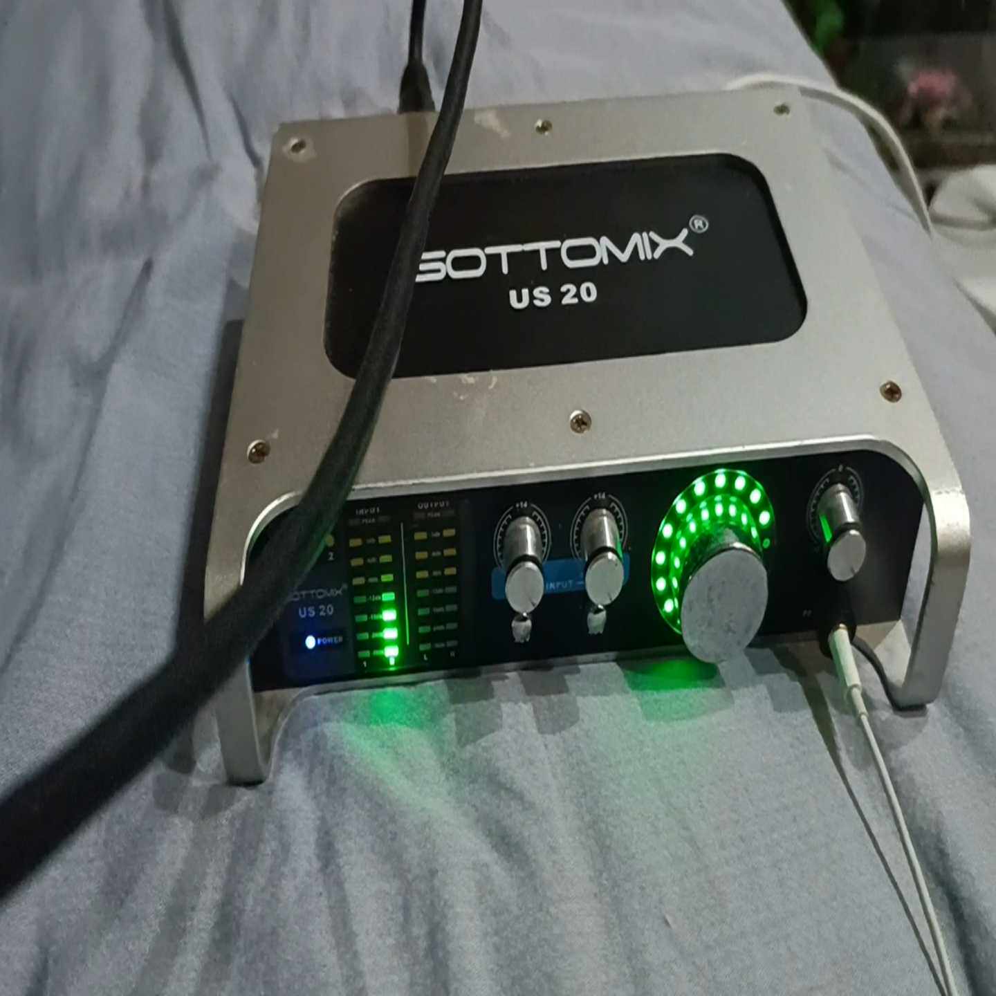 议价歌图Gottomix US20专业声卡。