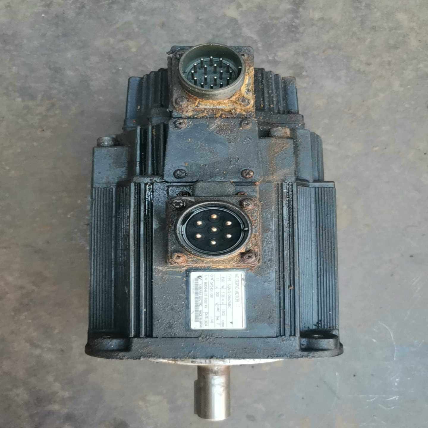 安川伺服电机SGMG-09A2ABC下来的，正常询价