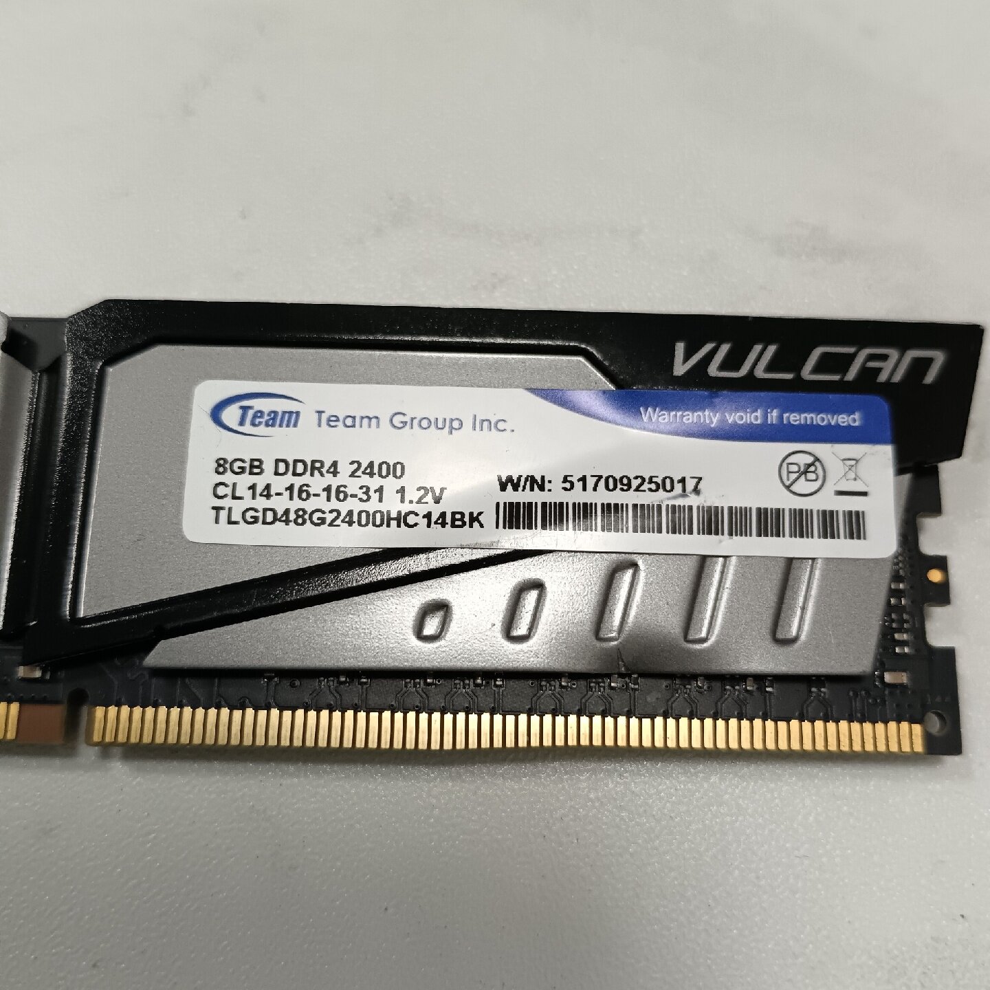 Team十铨 DDR4 8G 2400M 台式机内存条-议价