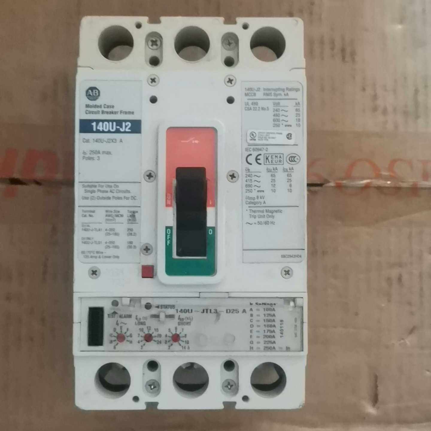 AB 140U-J2 D25A未使用无包装~询价