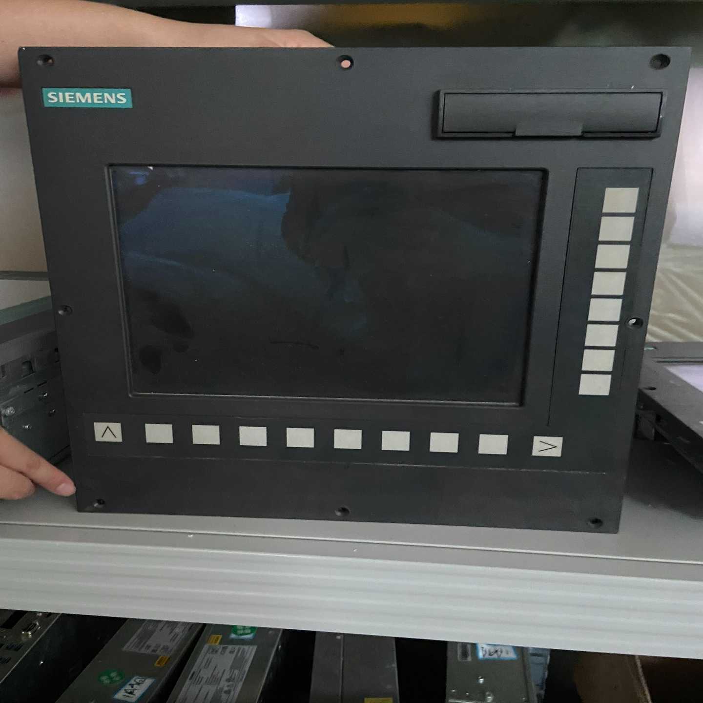 6FC5370-0AA00-1AA0西门子二手原装裸机,成--议价商品