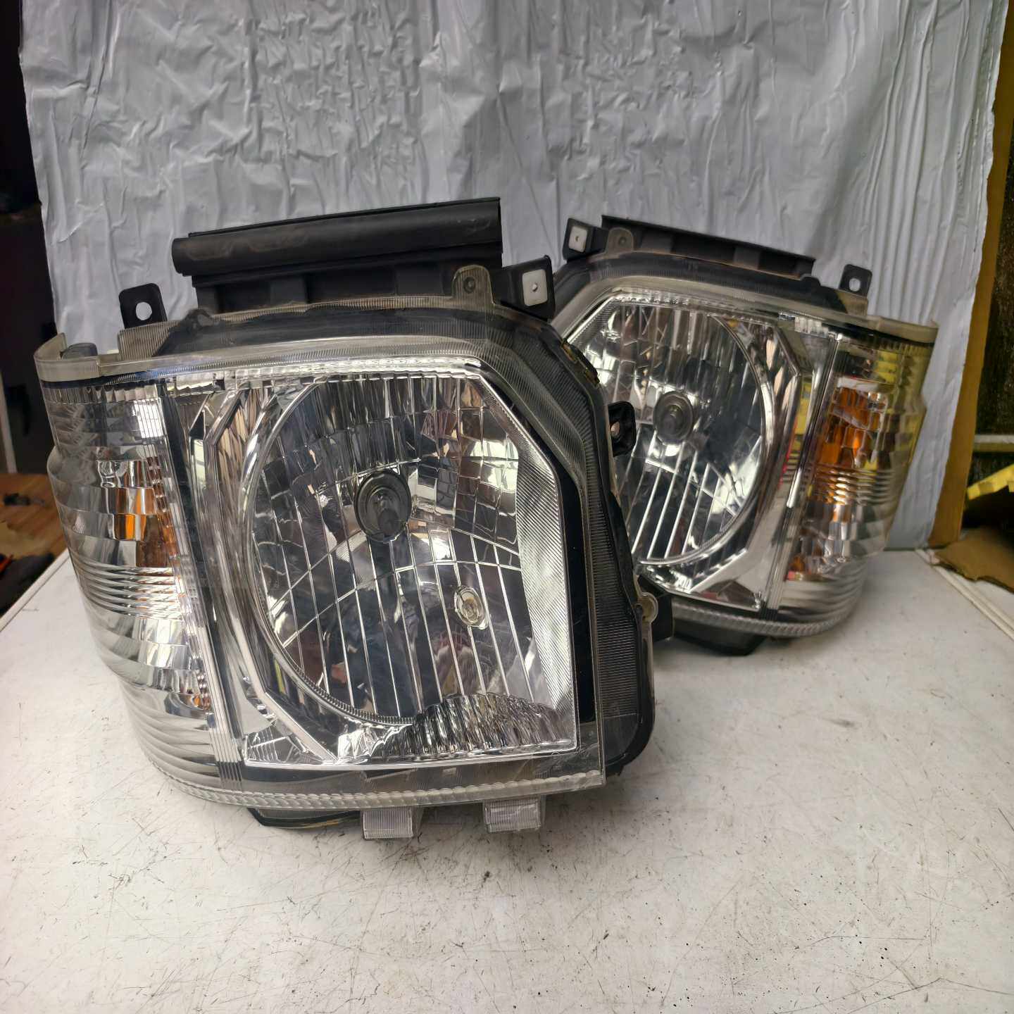 丰田海狮适用14款丰田车型海狮大灯HIACE2--议价商品