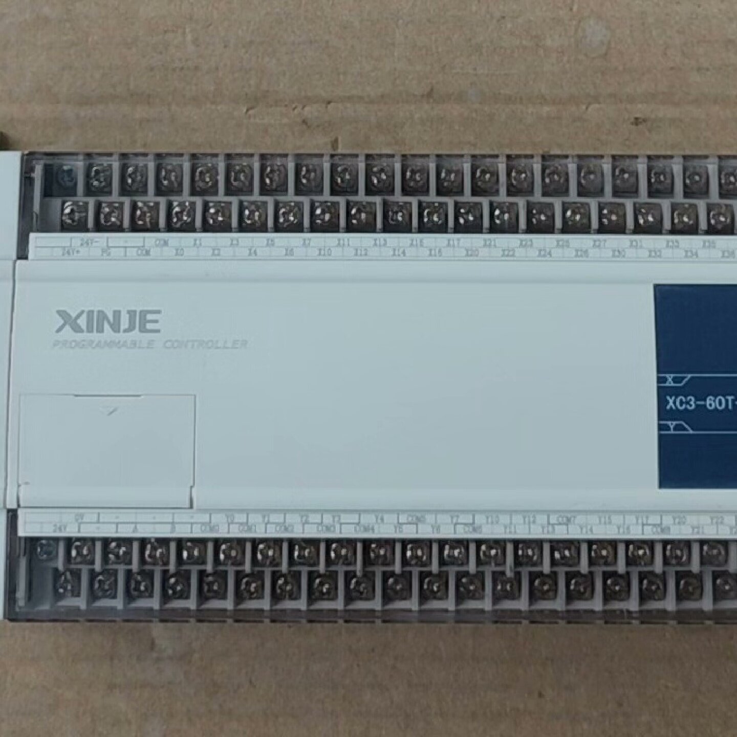 信捷XC3-60T-C，1只，V4.1版本，没用上，新机-议价