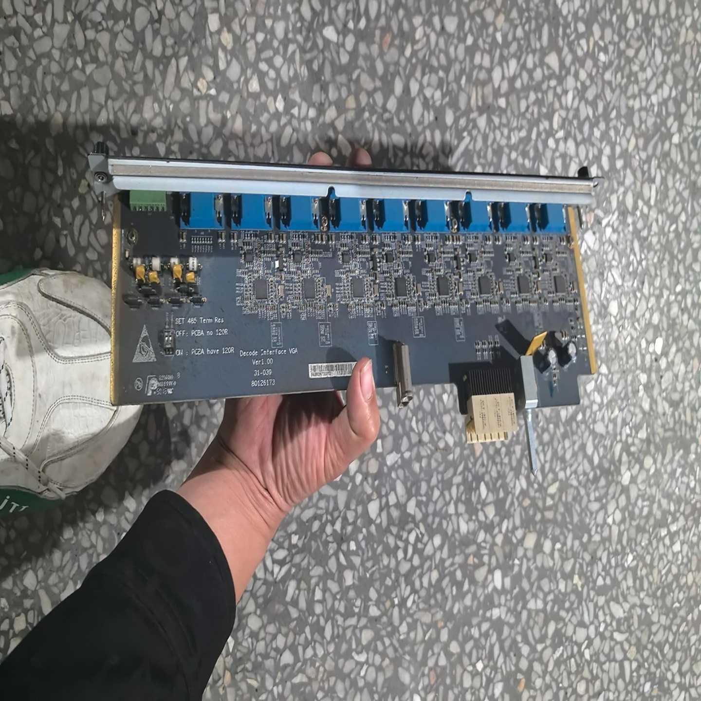 议价大华DH-VDC0804V-M60卡，8路vga解码输