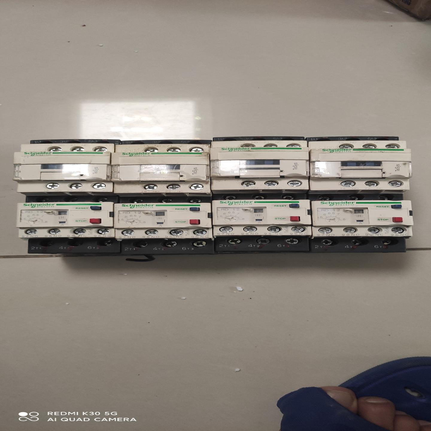 接触器 LC1 D09    LRD12c艾默生风机；议价
