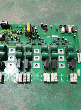 议价变频器IHF-55K驱动板 DKA12010A M   55KW原装拆机 二手