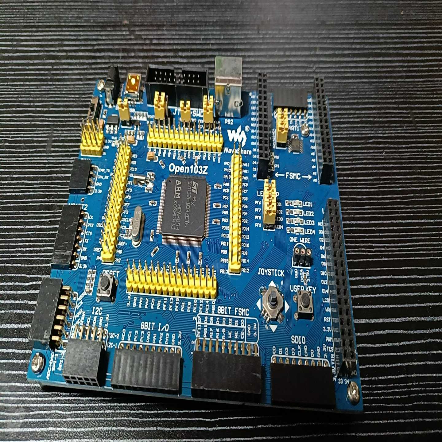 标准版stm32f103zet6开发板板，板含串口open1询价