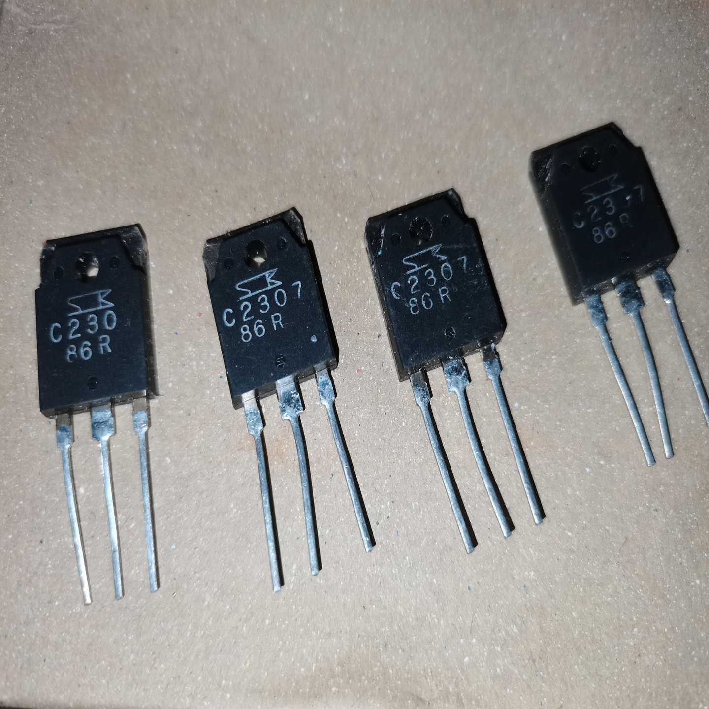 C2307三极管（零零电子）