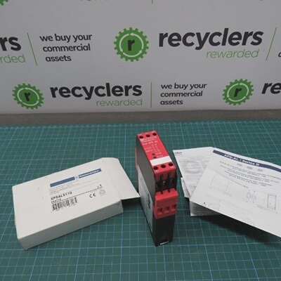 Telemecanique XPSAL5110 Safety Relay XPSAL Series B