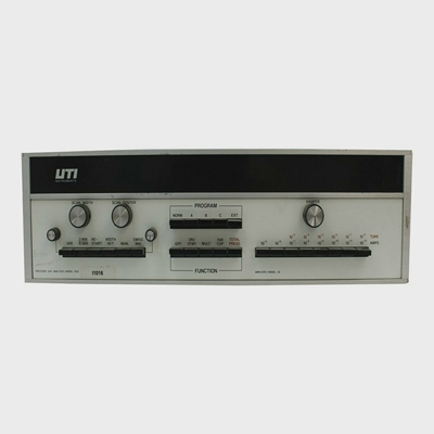 UTIINSTRUMENTPRECESIONGASANALYZER100C-02CONTROLUNIT0