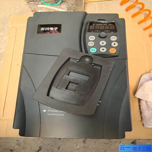 沂川变频器YC580N  11kw  380v；议价