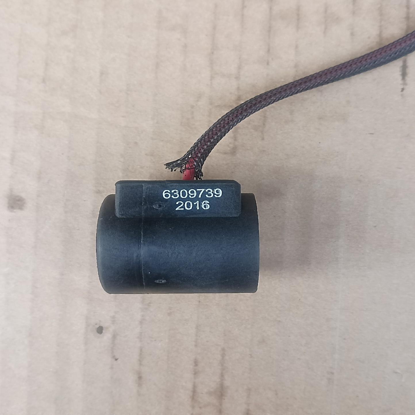 议价电磁阀线圈6309739内径13高3724V带内置二极