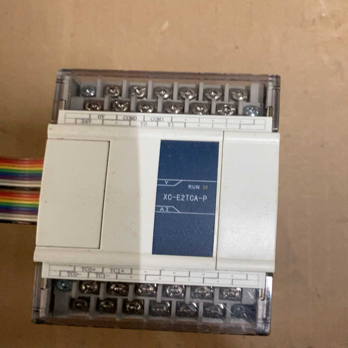 信捷PLC控制器，XC-E2TCA-P，现货，成色如图，，功-议价