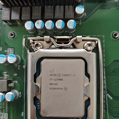 英特尔i712700ECPU实物图片—议价
