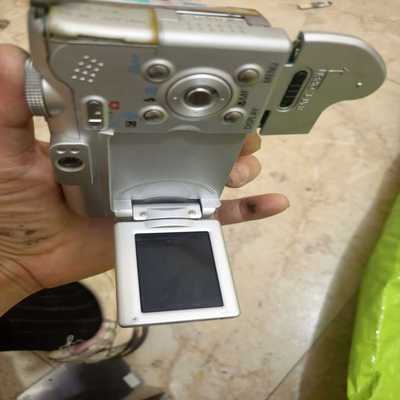 佳能a610！5号电池放里面放久导致电池仓氧化发霉，会弄得来--议