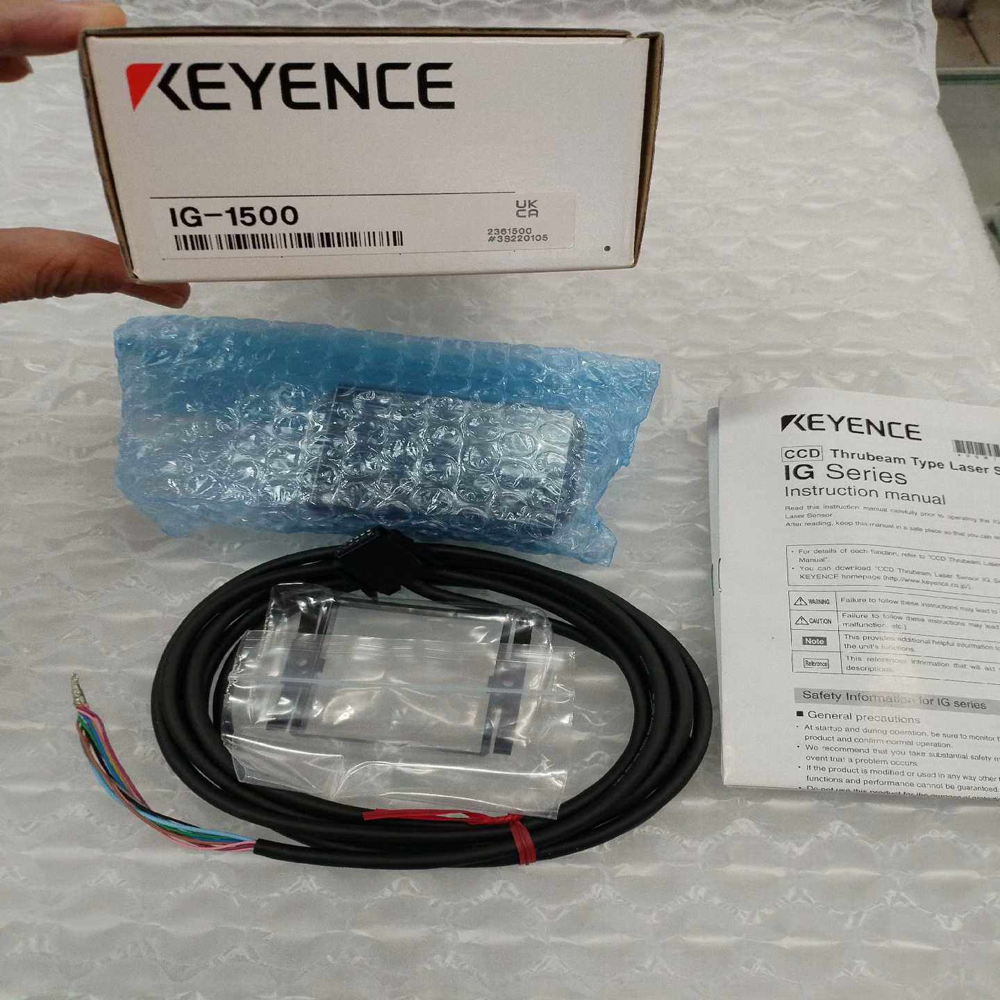 IG-1500基恩士传感器，里外编号一致，实物图~询价