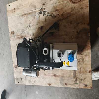 德国莱宝TRIVACD2.5E真空泵，型号140000E--议价商品