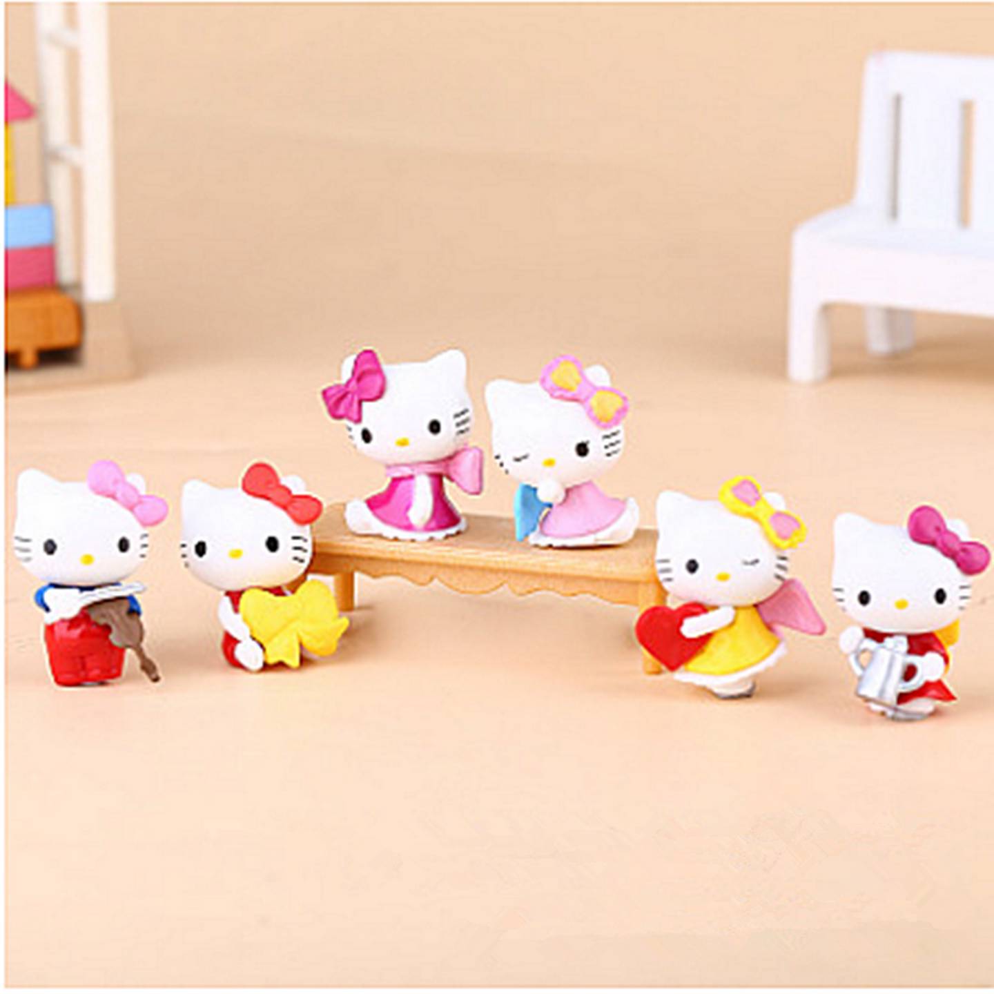 Hello烘焙装饰摆饰迷你KT猫生日蛋糕装扮超场景景观摆件公仔