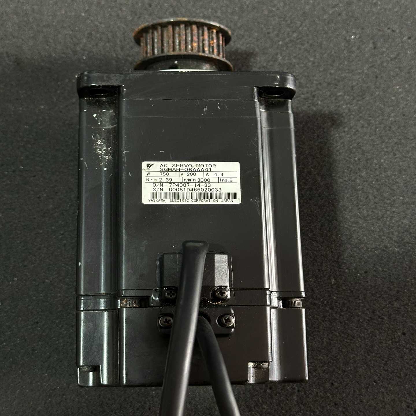 询价安川伺服750W电机:SGMAH-08AAA41