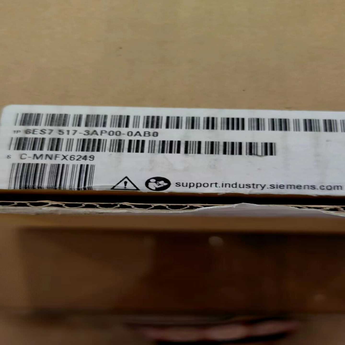 6ES7517-3AP00-0AB0，仅拆封，余（零零电子）