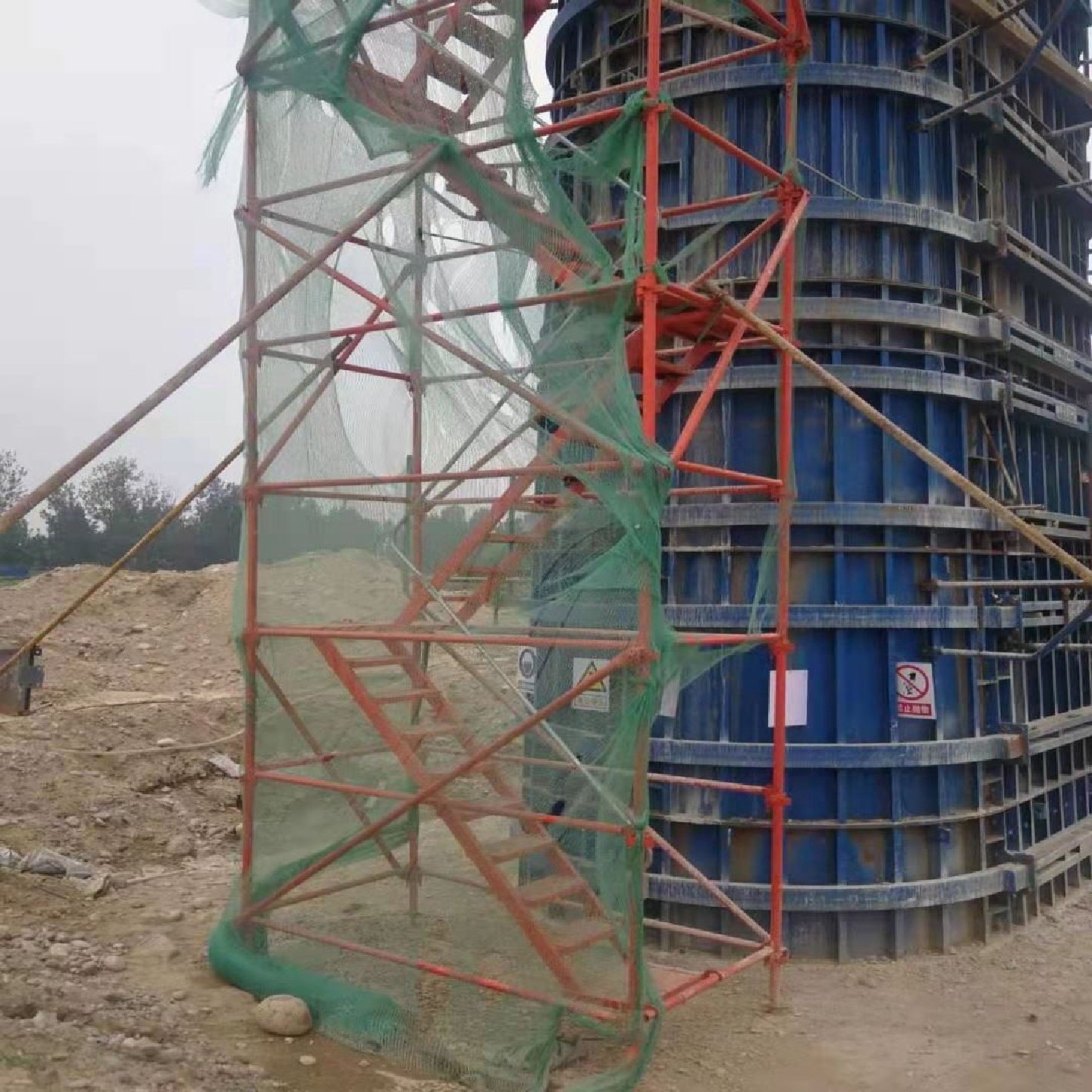 玻璃钢爬梯护笼厂房外墙梯子楼梯安全爬梯镀锌钢基坑深井梯子定制,基础建材,铝合金梯子/移动爬梯,淘宝优惠券,粉丝福利购,淘宝优惠卷