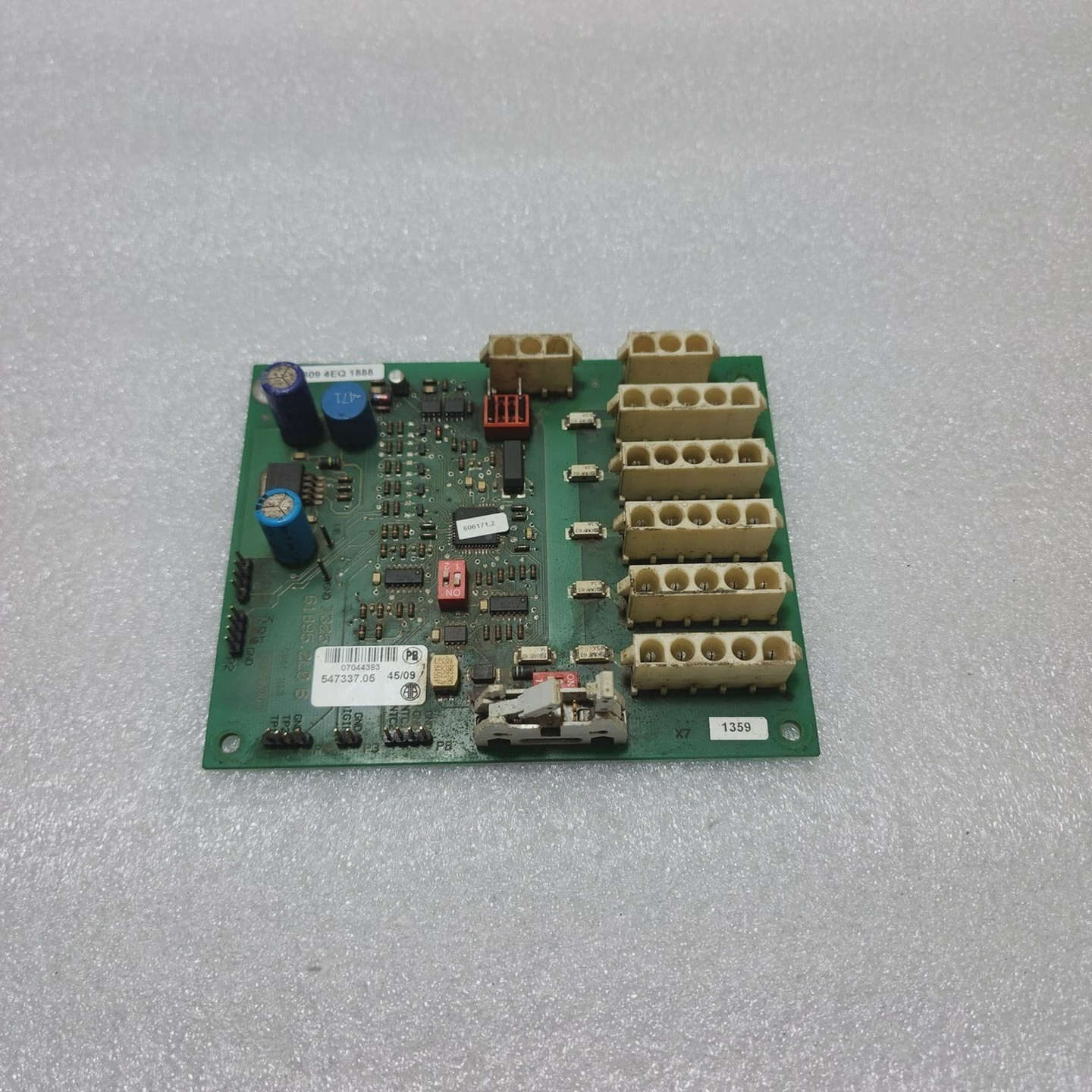 BENNING309-4EQ-1888PCB547337.057325161895.2L0B