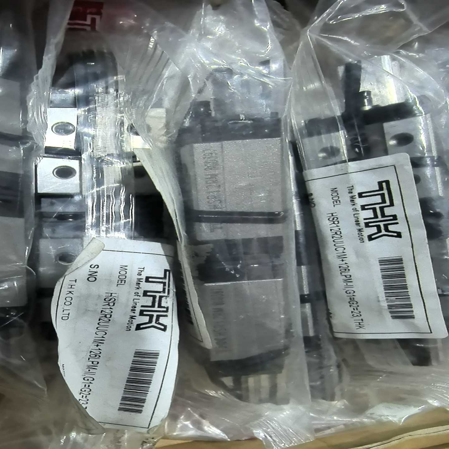 全新原装正品THKHSR12RM直线导轨滑块--议价商品